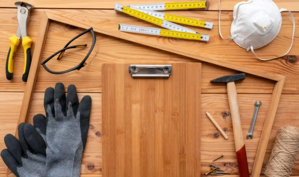 rubber gloves with thick palms protecting hands from wood splinters during work"