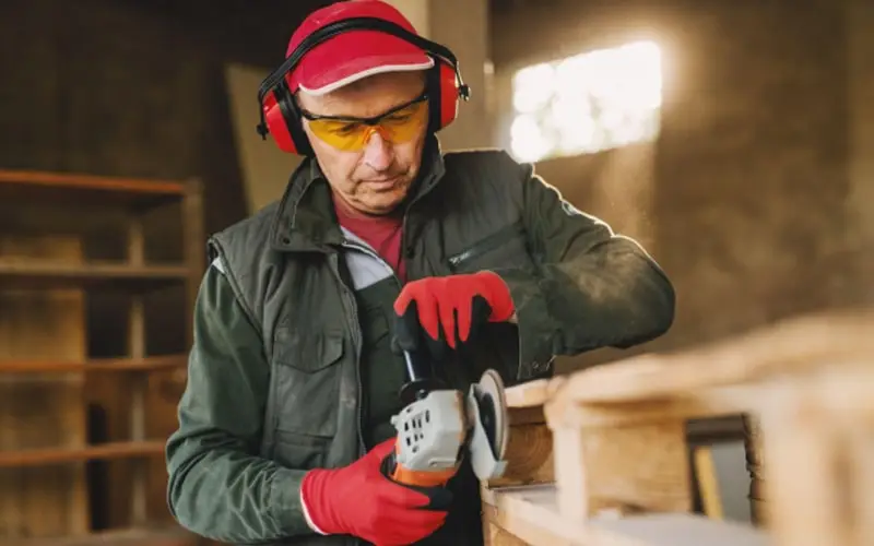 Best gloves for woodworking for cutting, sanding, and assembly projects